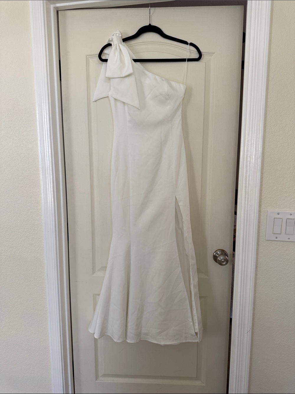Petal & Pup White One-Shoulder Charmed One Shoulder Midi Dress